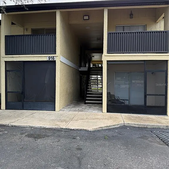 916 Lake Destiny Rd #H — Photo 1