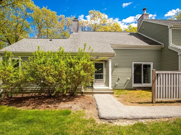 12 Fifer Ln Unit 12, Lexington, MA 02420