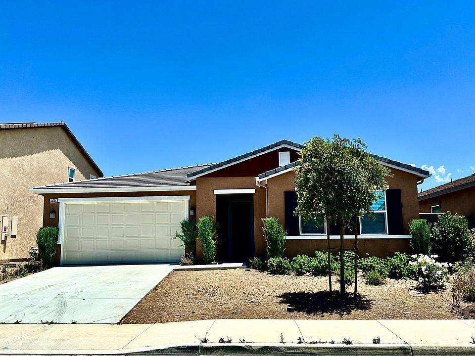 1st image of 34566 Running Canyon Dr