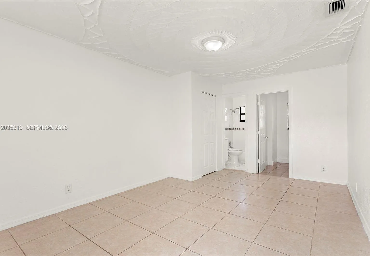 3 bed, 2.0 bath, $2,600 — Photo 2
