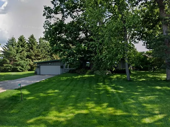 3115 Siggelkow Rd, Mc Farland, WI 53558