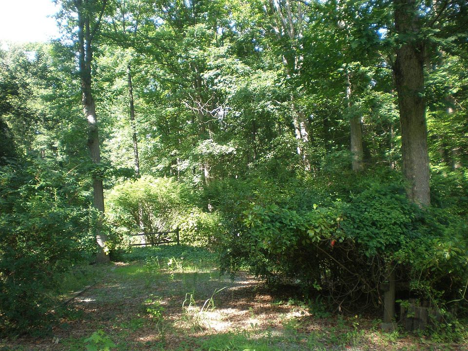 1921 & 1911 Old Hundred Road to be Sold as 1 Unit