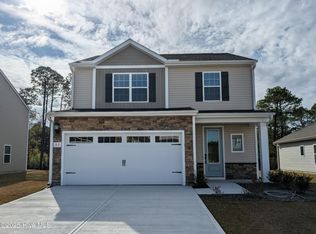 92 Umbrella Palm Drive, Hampstead, NC 28443