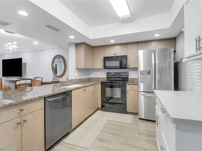 790 Meadowland Dr #29-2 — Photo 3