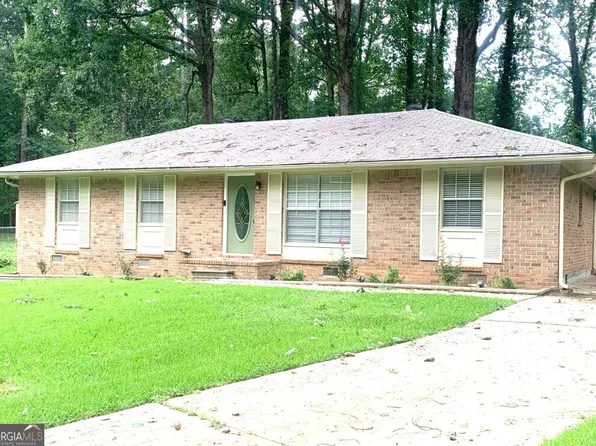 10178 Top Tree Ct, Jonesboro, GA 30238