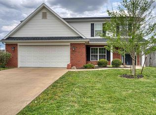 6411 Kinway Dr, Evansville, IN 47725