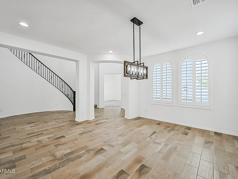 14049 W Desert Hollow Dr — Photo 16