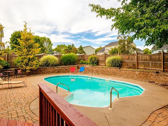 2nd image of 7815 Halsey Ln