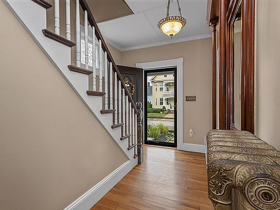 5th image of 5 Prospect St