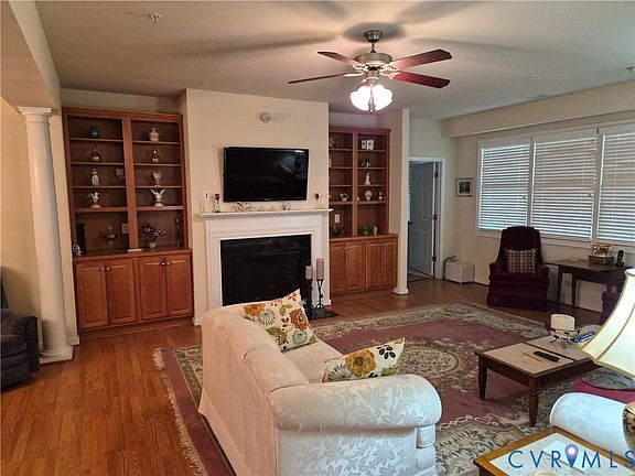 4th image of 1000 Heathsville Ct Unit E