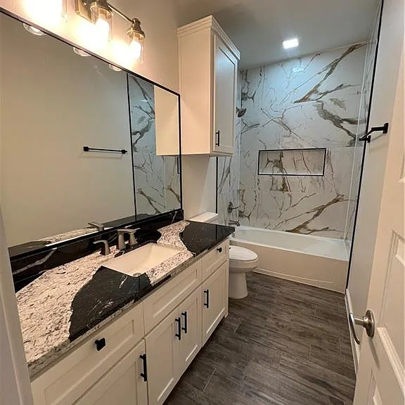 1417 Hibiscus Ave #1 — Photo 6