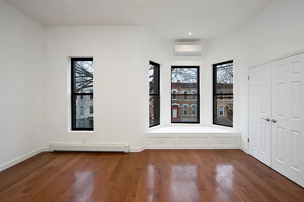 Rented by Kaden Realty | media 2