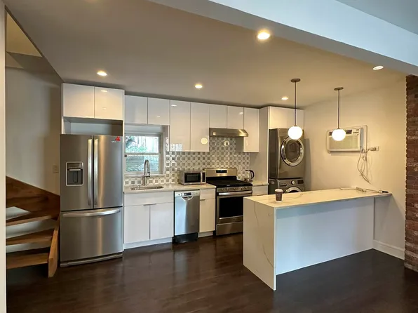 396 Bond Street image 1 of 18