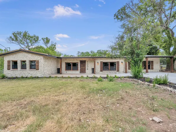 1004 S Pierce Street, Burnet, TX 78611