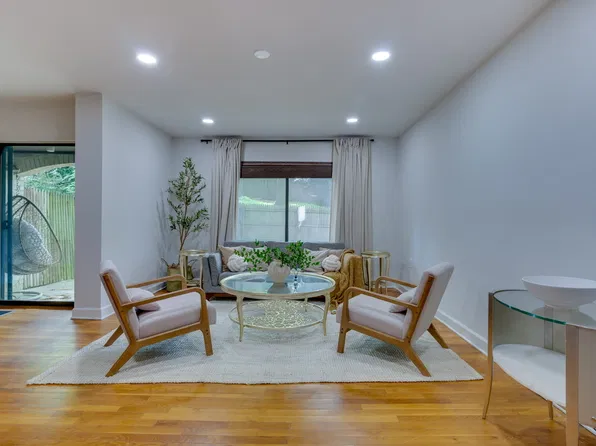 7917 Schuyler Ct, Annandale, VA 22003