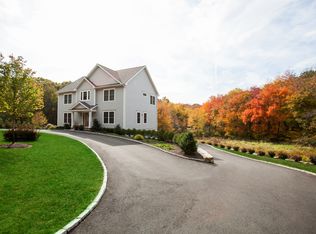 21 Kachele St, Easton, CT 06612