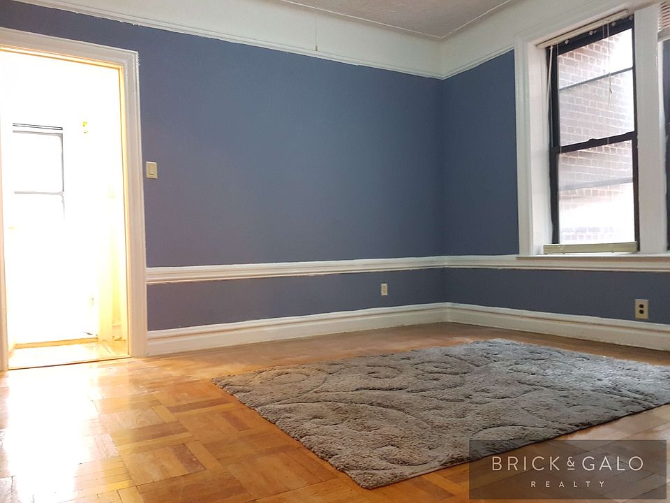 2nd image of 11 Midwood St APT C6