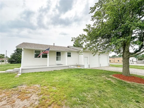 106 N Jefferson St, Greenup, IL 62428