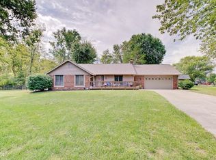 38 S Windmill Trl, Greenwood, IN