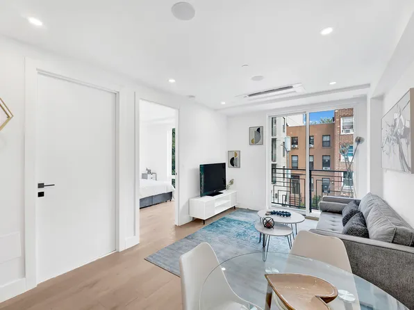 156 Tompkins Avenue image 14 of 16