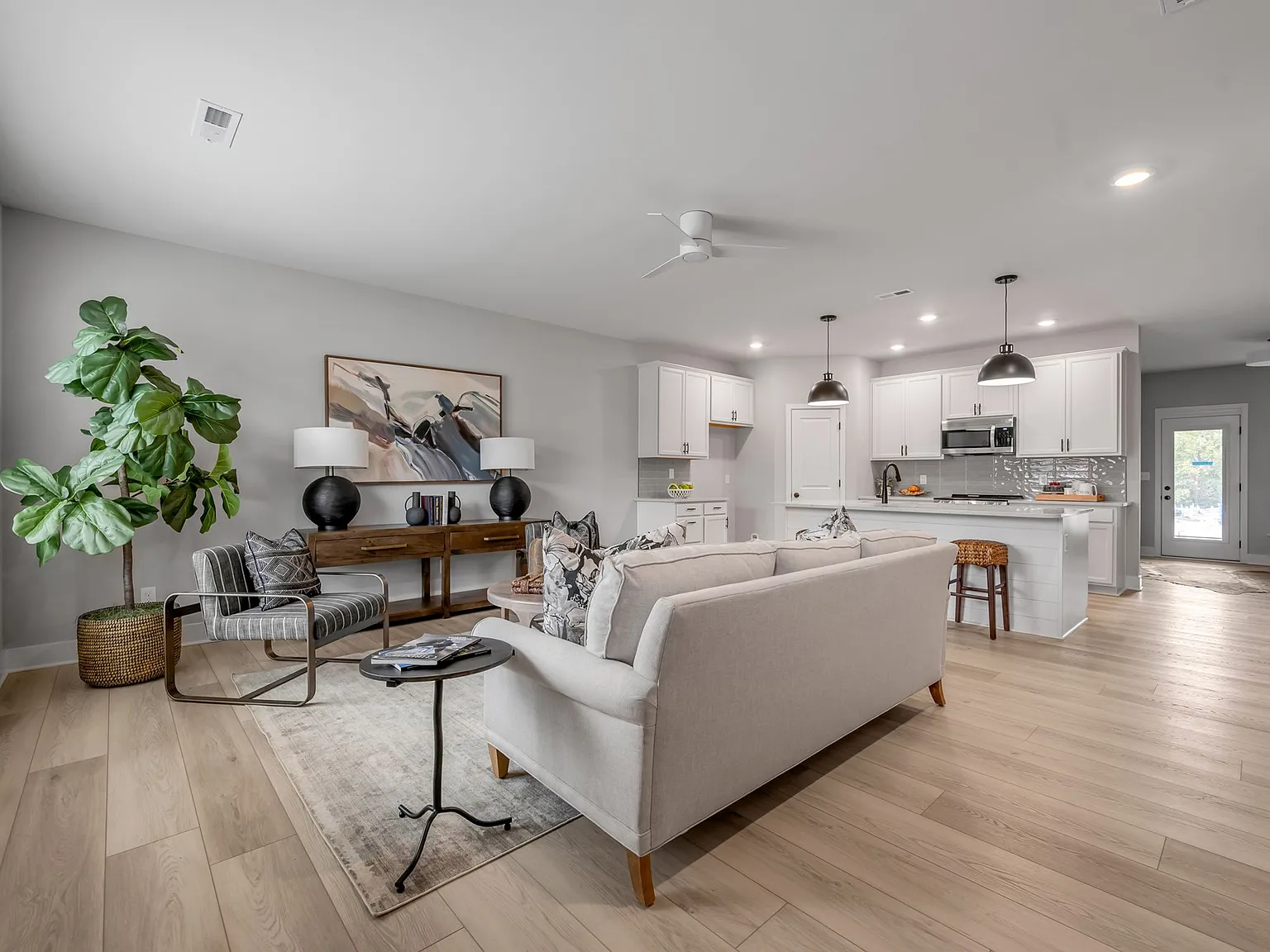 Belhurst Park Townhomes — Photo 1