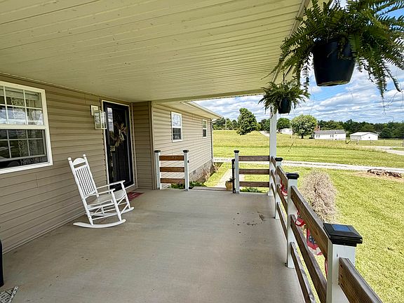 5th image of 378 Wilson Rd