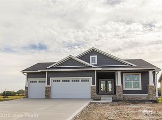 2605 NW Rockwood Ln, Grimes, IA 50111