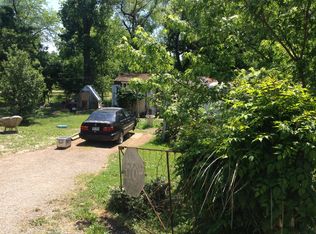 16201 Davis, dundee, MI 48131