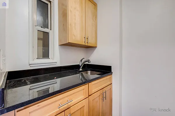 Rented by MAPT Residential LLC | media 4