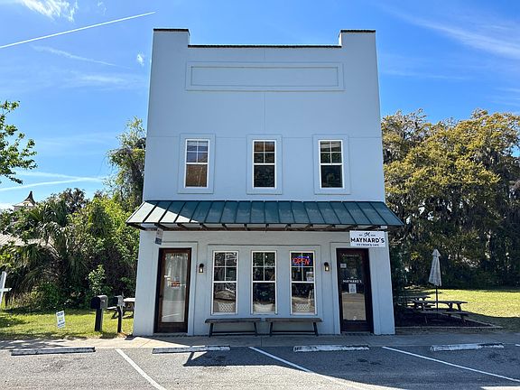 2nd image of 1115 Paris Ave