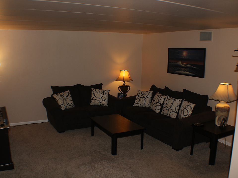 2nd image of 121 E Janata Blvd APT 1B