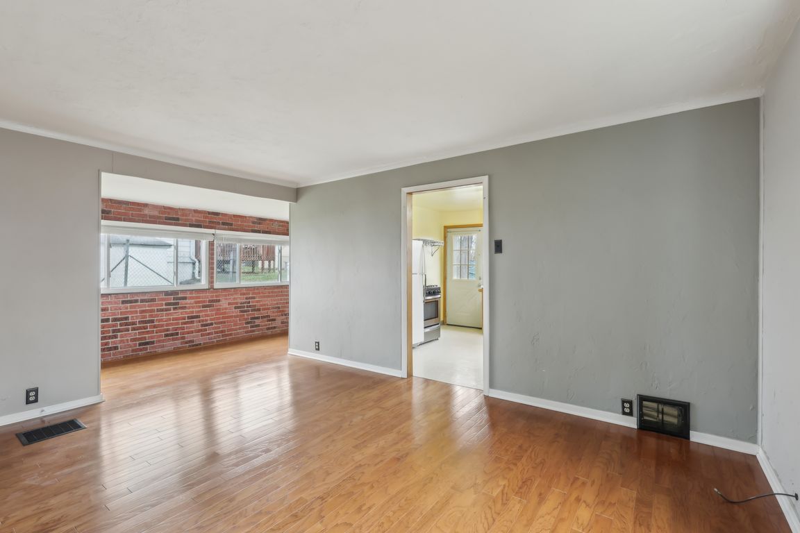 Maple St-019.jpg