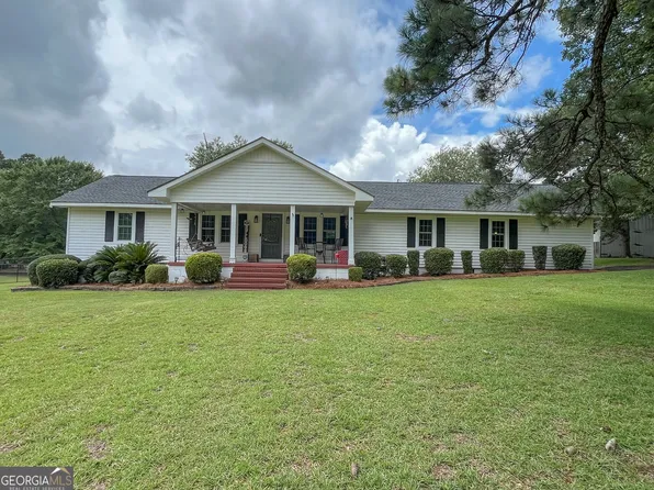 431 Strickland Rd, Dublin, GA 31021