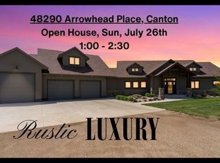 48290 Arrowhead Pl, Canton, SD 57013