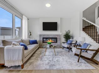 8019 228th St NW, Edmonton, AB T5T 7B2