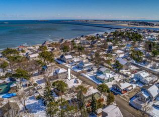 8 Sunrise Ave, Saco, ME 04072