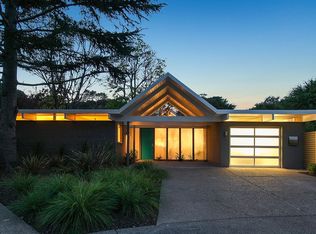 26 Zephyr Ct, San Rafael, CA 94903