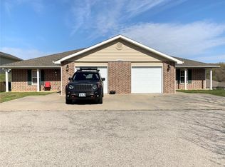 20895 Hartsburg Ln, Saint Robert, MO 65584