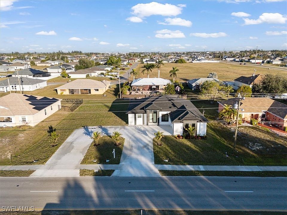1st image of 19 Chiquita Blvd N