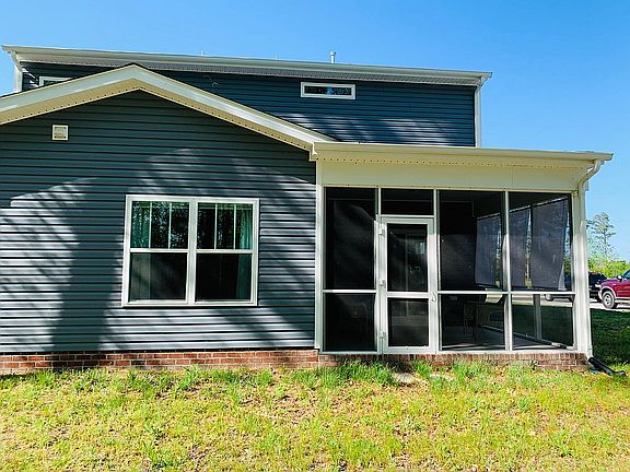 vinyl wrapped screen porch