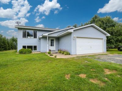5176 Evergreen Trl, North Branch, MN, 55056