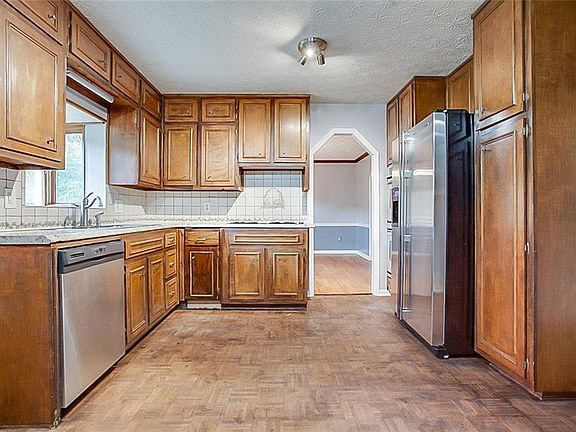 4th image of 1290 Mosswood Ct SE