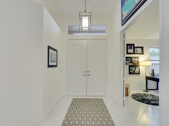 3rd image of 4337 Kensington Park Way