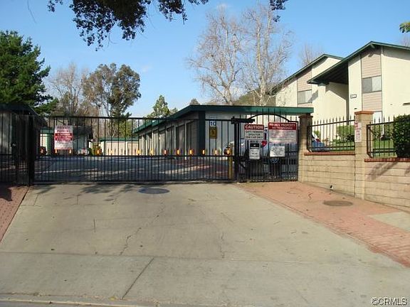 Complex Entrance 2