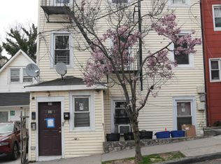 33 York Ave, Staten Island, NY