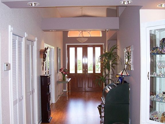 Formal entry way