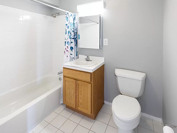 5th image of 260 Beach 81 St #5L