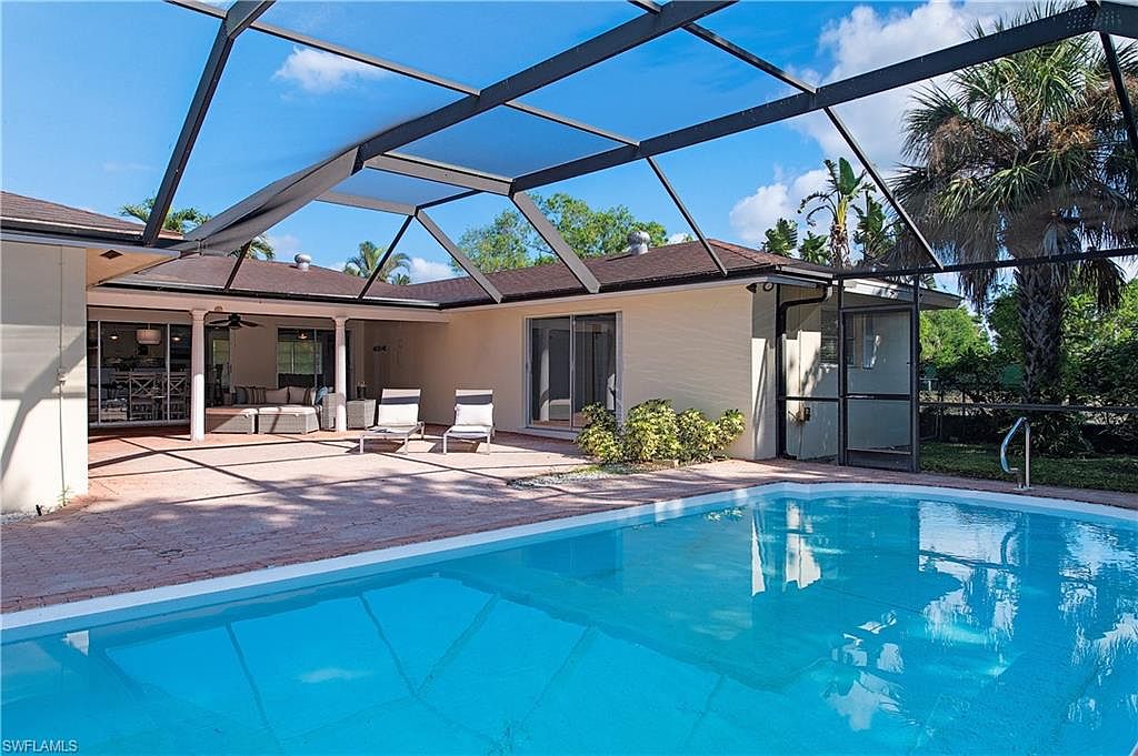 726 Riviera Dr, Naples, FL 34103 MLS 222088104 Zillow