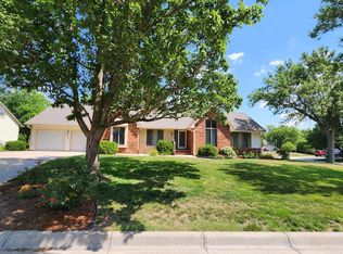 300 Campus Ct, Newton, KS 67117
