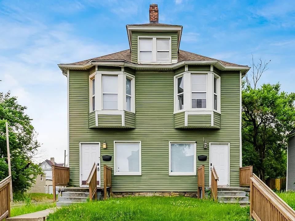 370 N Garfield Ave